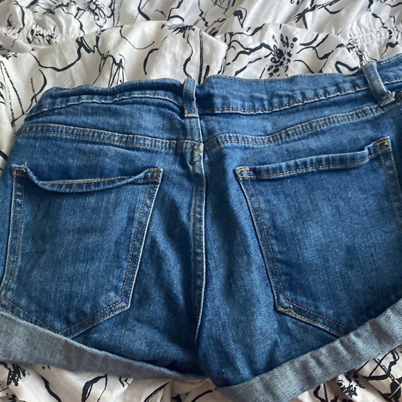 Brand:old navy, blue Jean shorts, slightly used - Picture 2 of 4